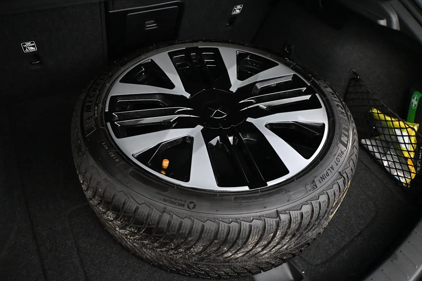Car Image - 4A3KKwSBMzE7ll3CE6L77r