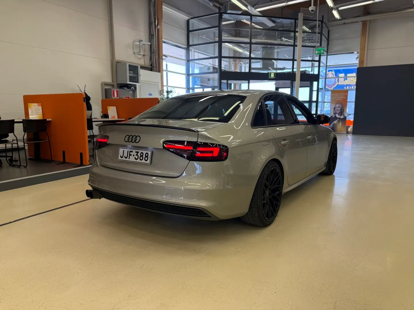 Car Image - 27KPnQIjyjJev8KYwijaOA