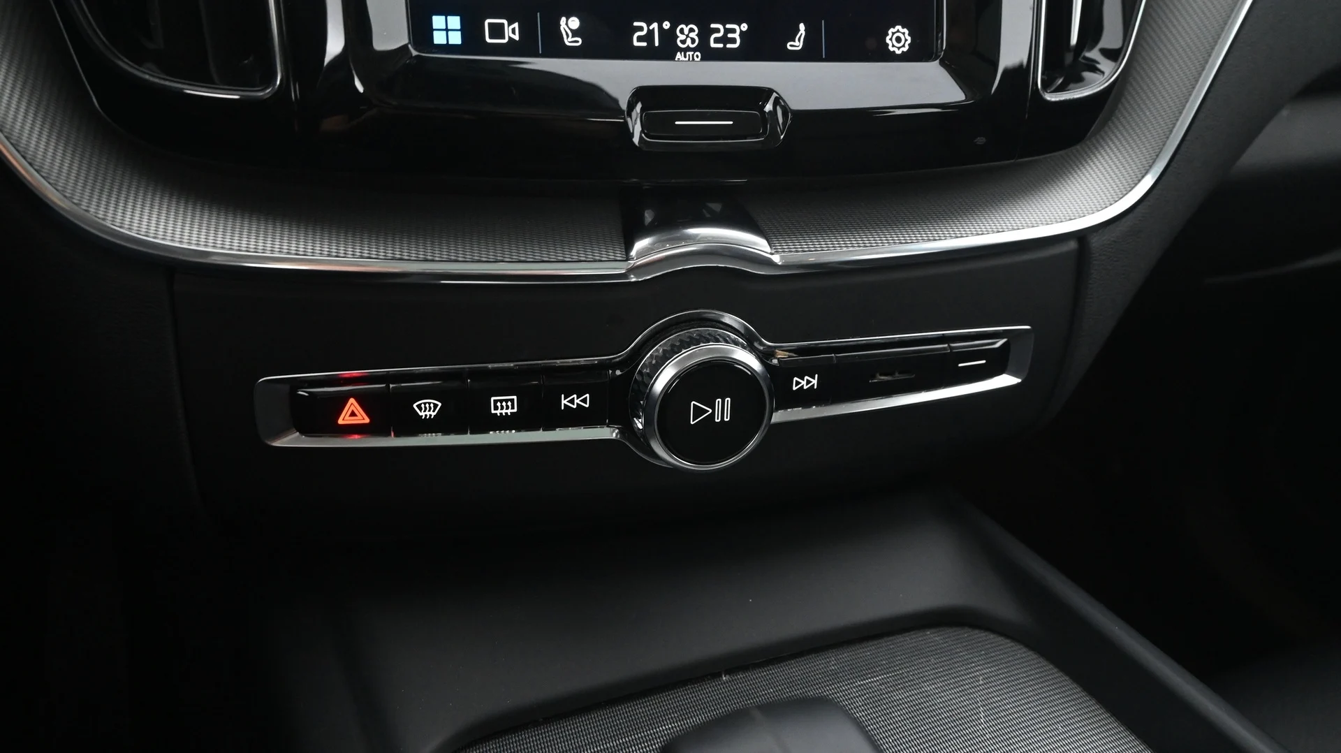 Car Image - 6KVBzRowhJaeoKgHNZkd5C