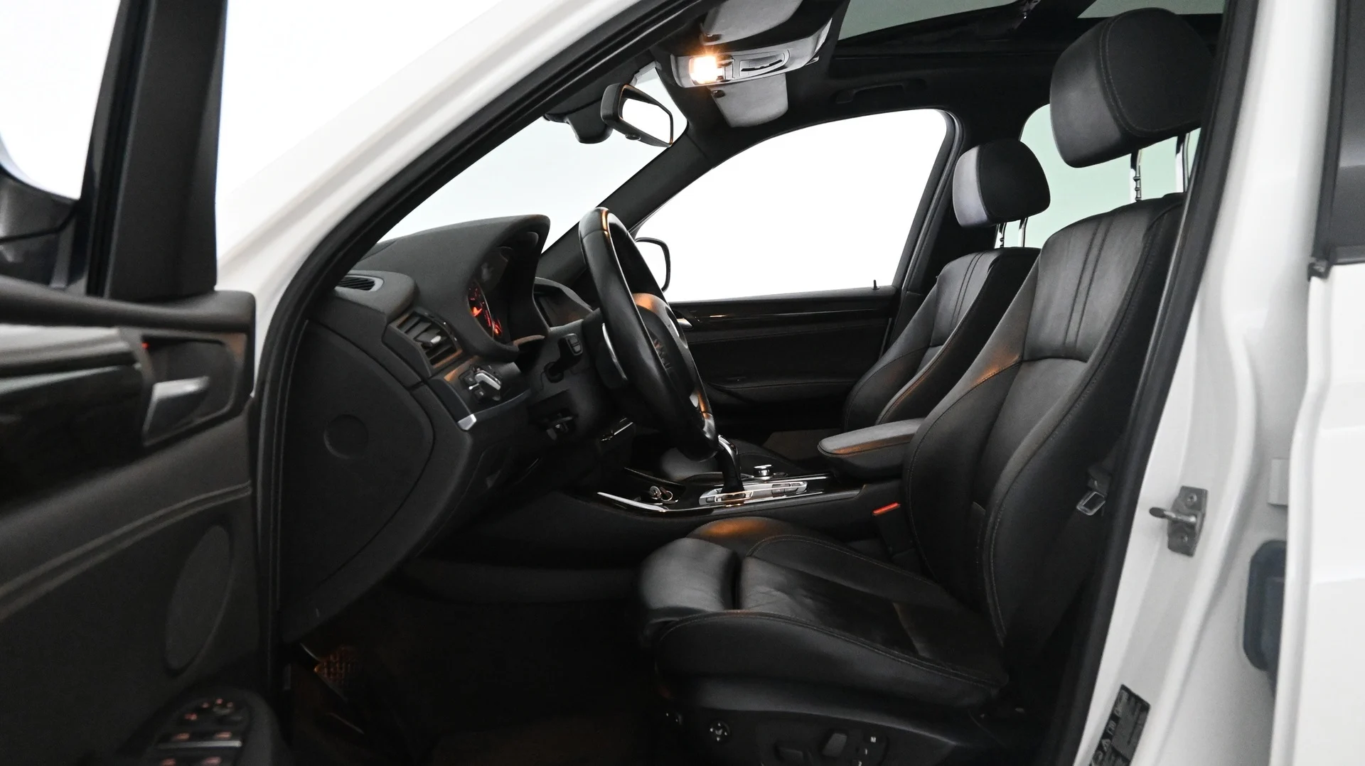 Car Image - 5lg8zwXu5HLNsedRQgrXn2