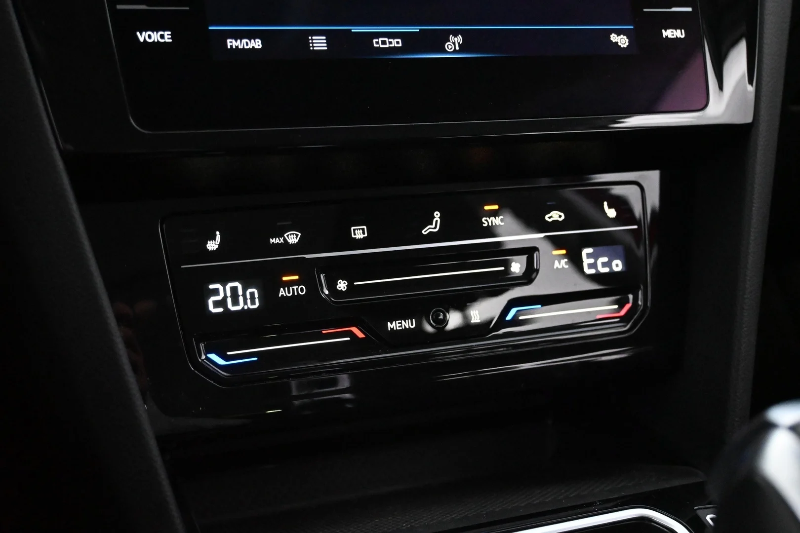 Car Image - 4hFCgmGpJ2AMhU88ymQ69w