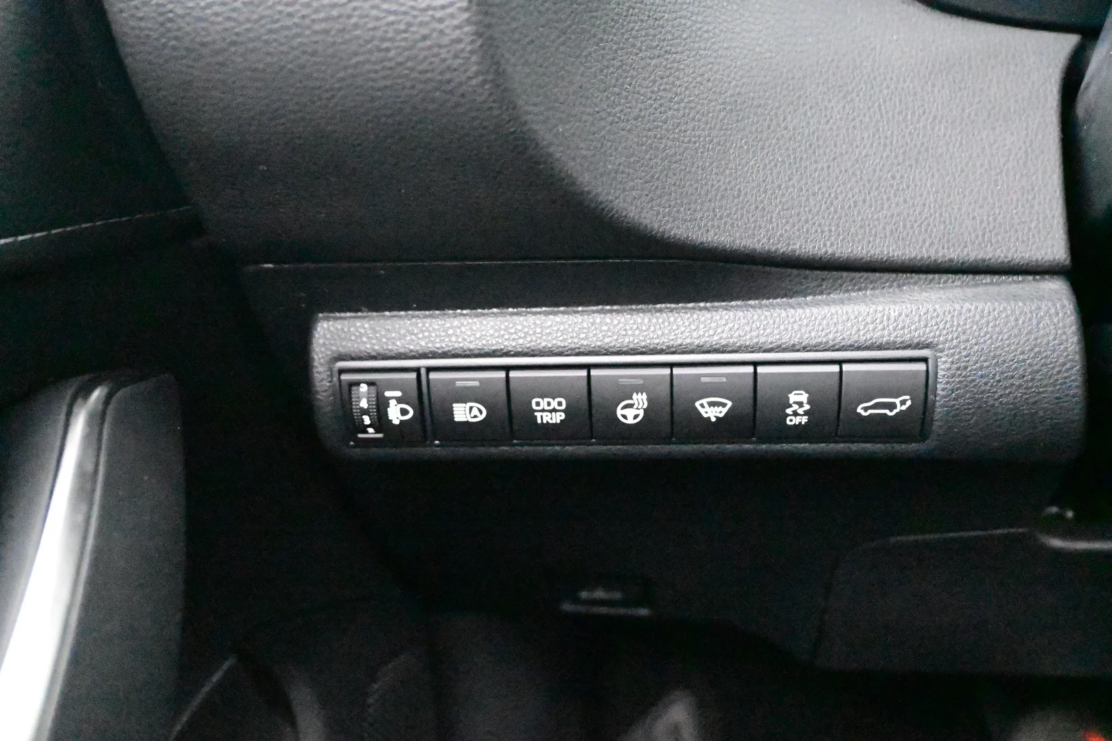 Car Image - 7xU19ti1WIW36J4u7PeRt5