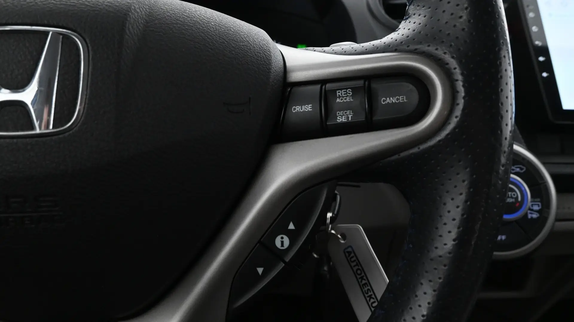 Car Image - vixXyQQcGJK9ligulhgPQ