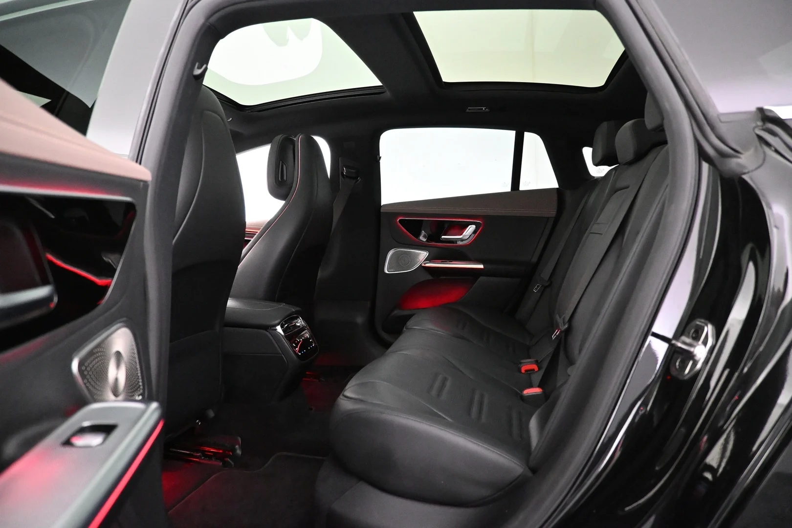 Car Image - 1jB1XgoUlJcukRyYWAaCKo