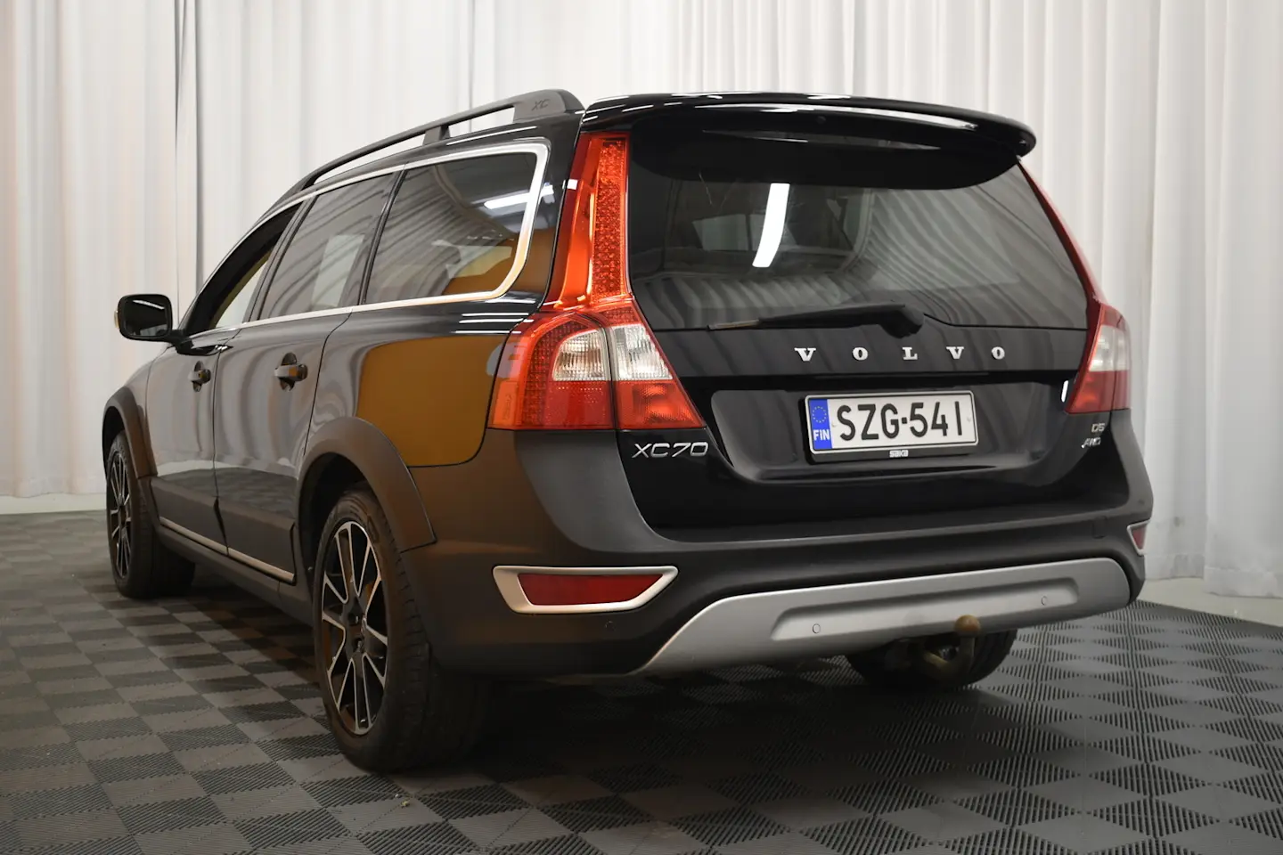 Car Image - 6YtKhCHqI5rcnhtMREfW6X