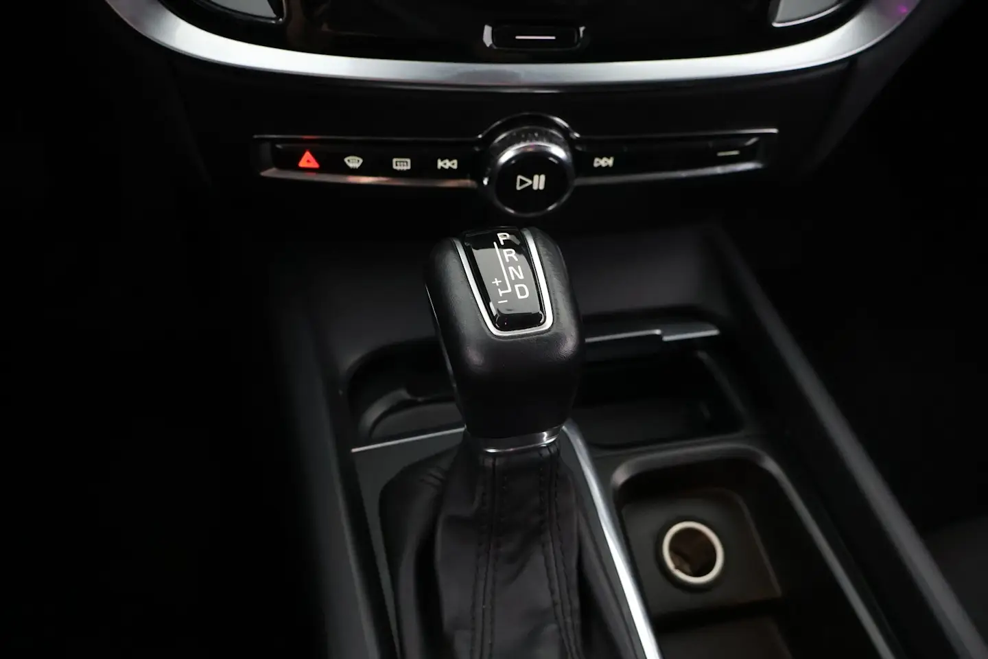 Car Image - 7o1YJt1ywr5sNy2h0vXBrA