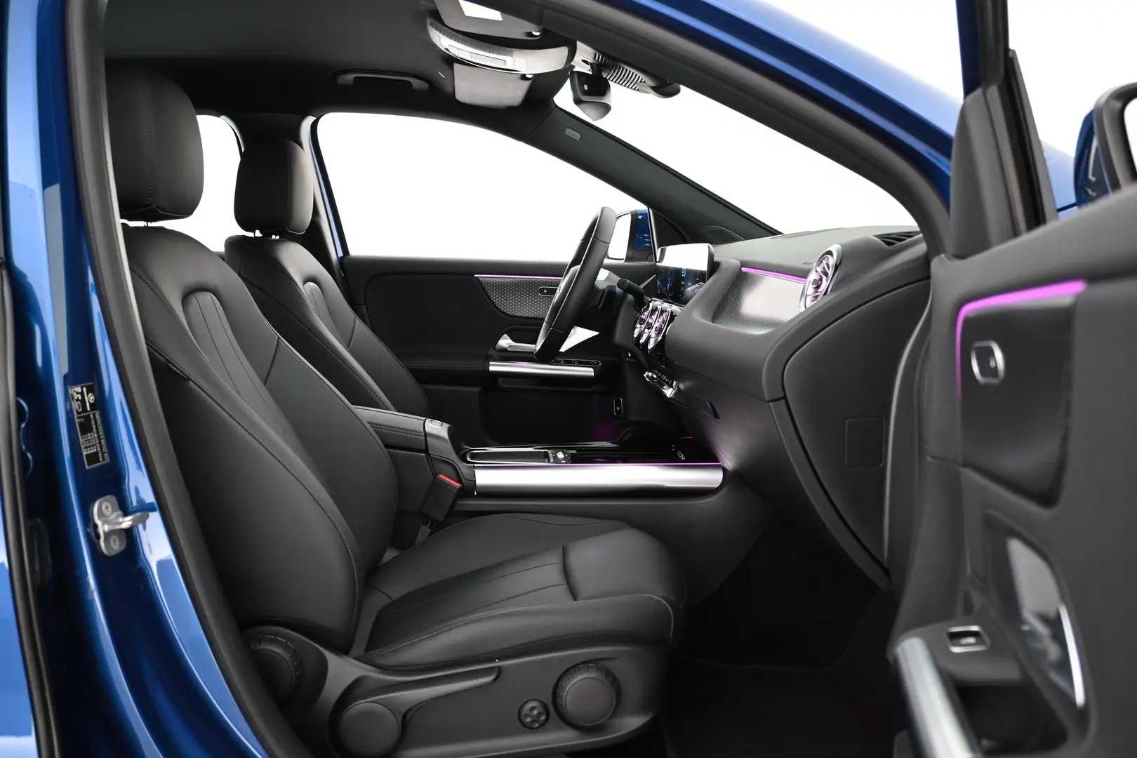 Car Image - 2JA8o0oGe9SlPj3vQC0TZ8