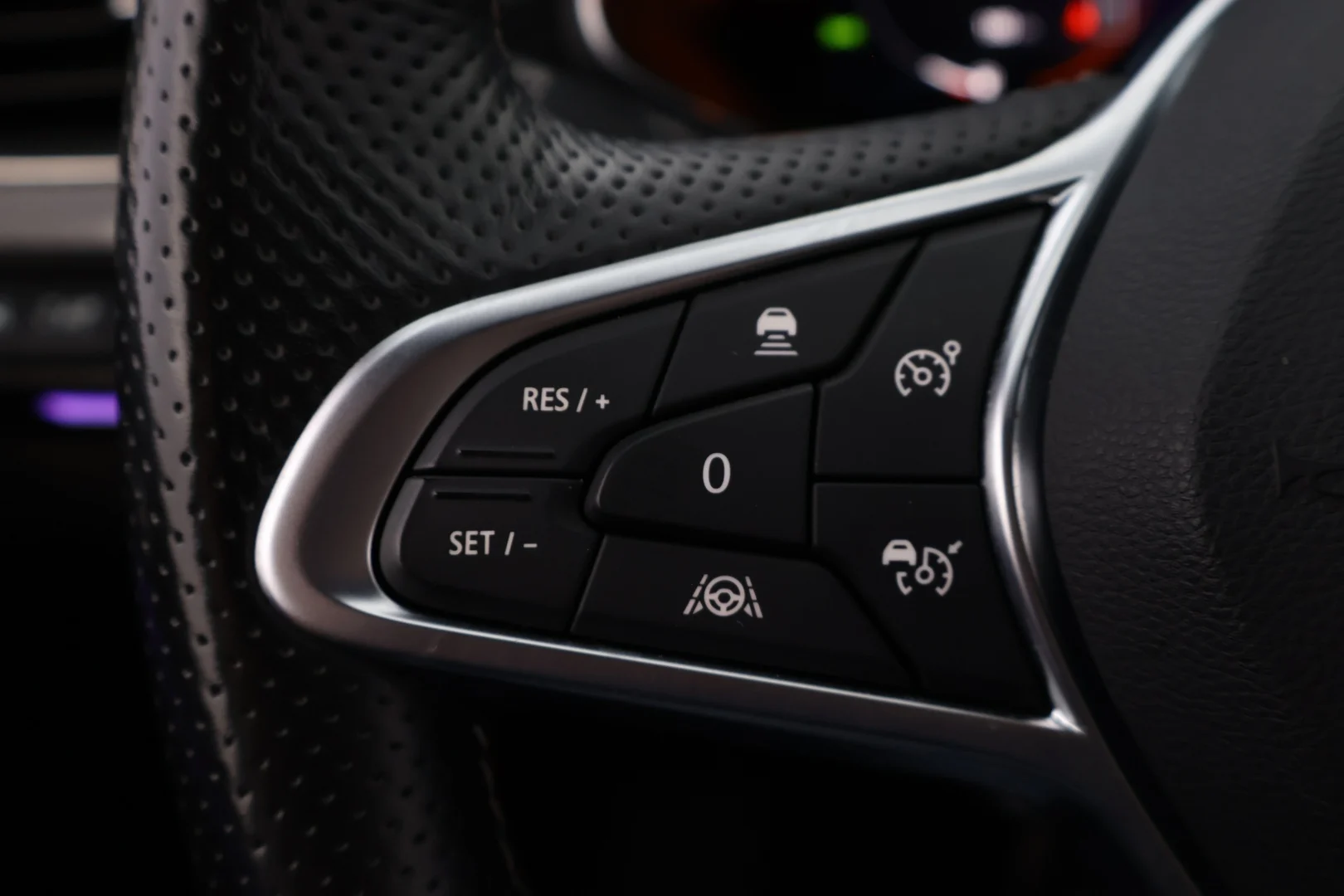 Car Image - 7dk2xSPZLJnkDfxp5qyjPC