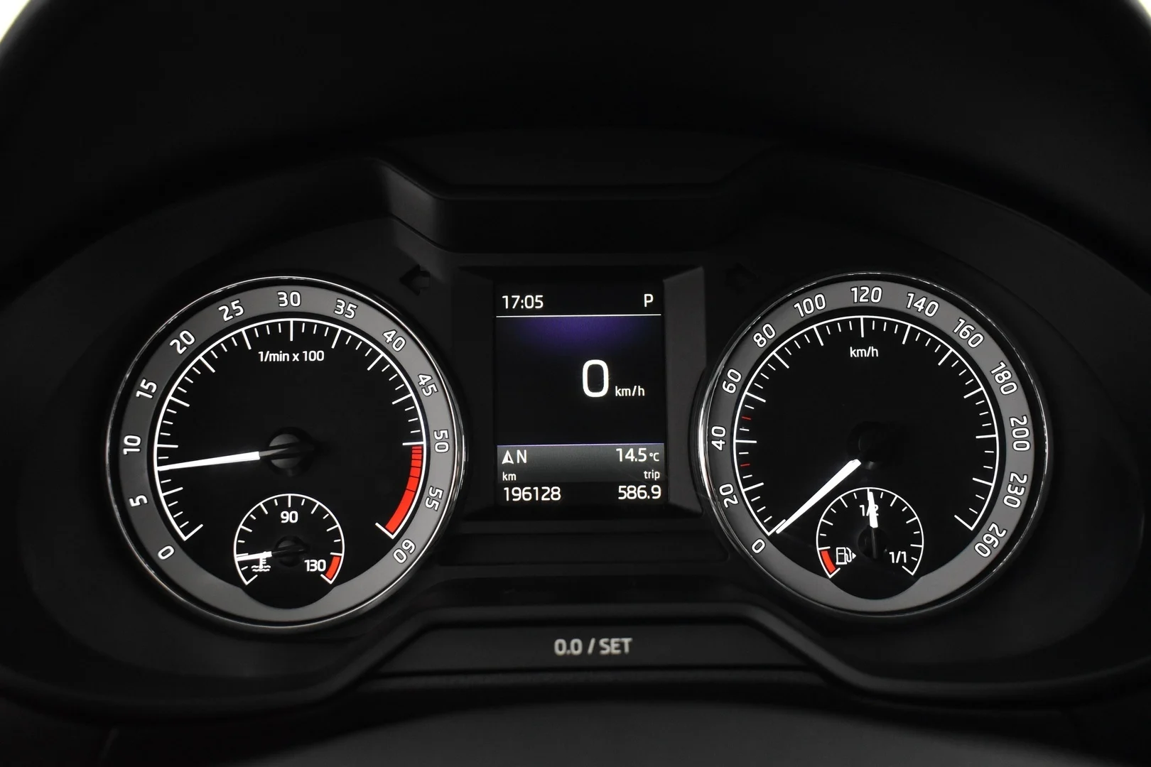 Car Image - Cg4hjLh6uk8RLAhDl5QJV