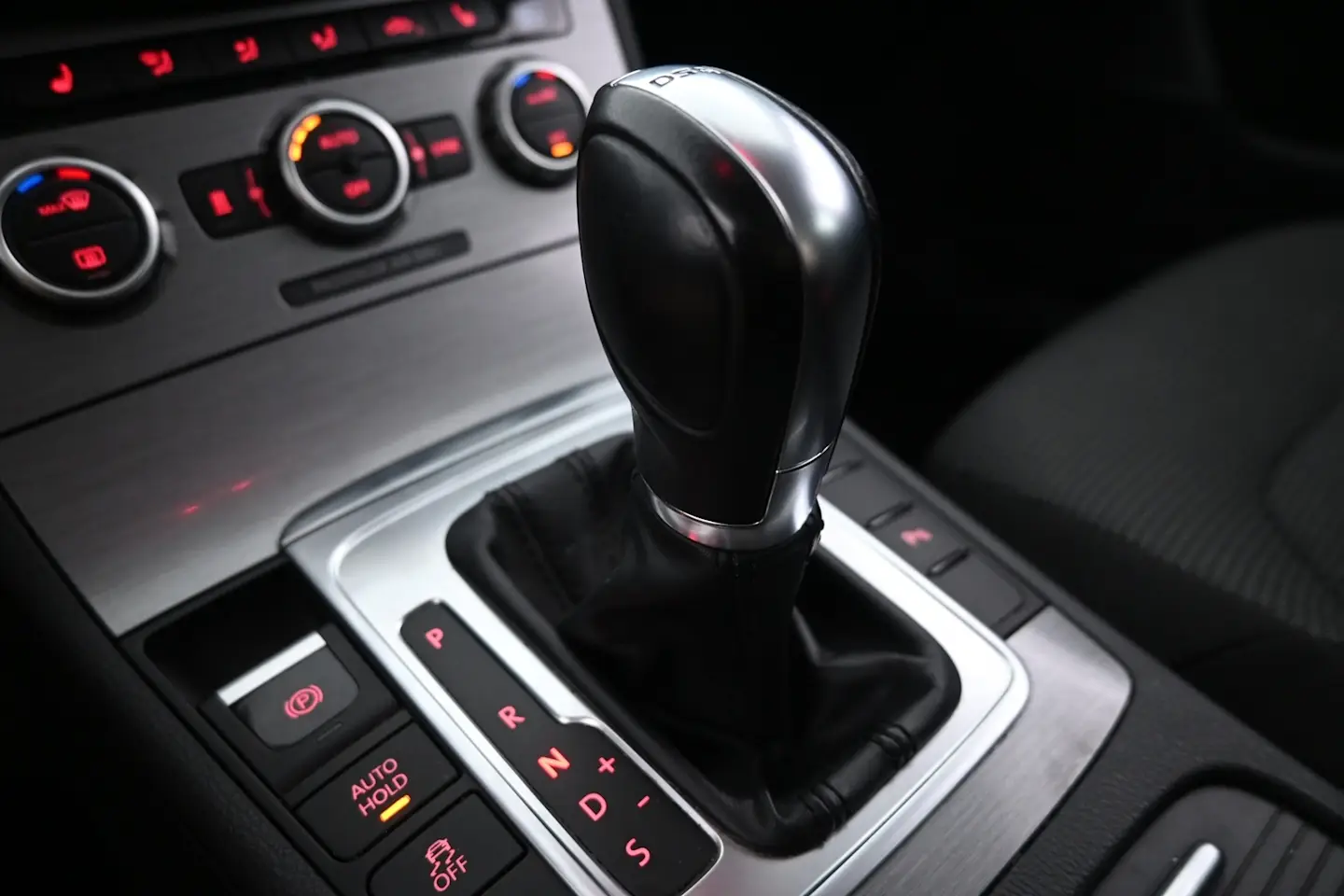 Car Image - 2ul09TQj7WcIeVawdtqapK