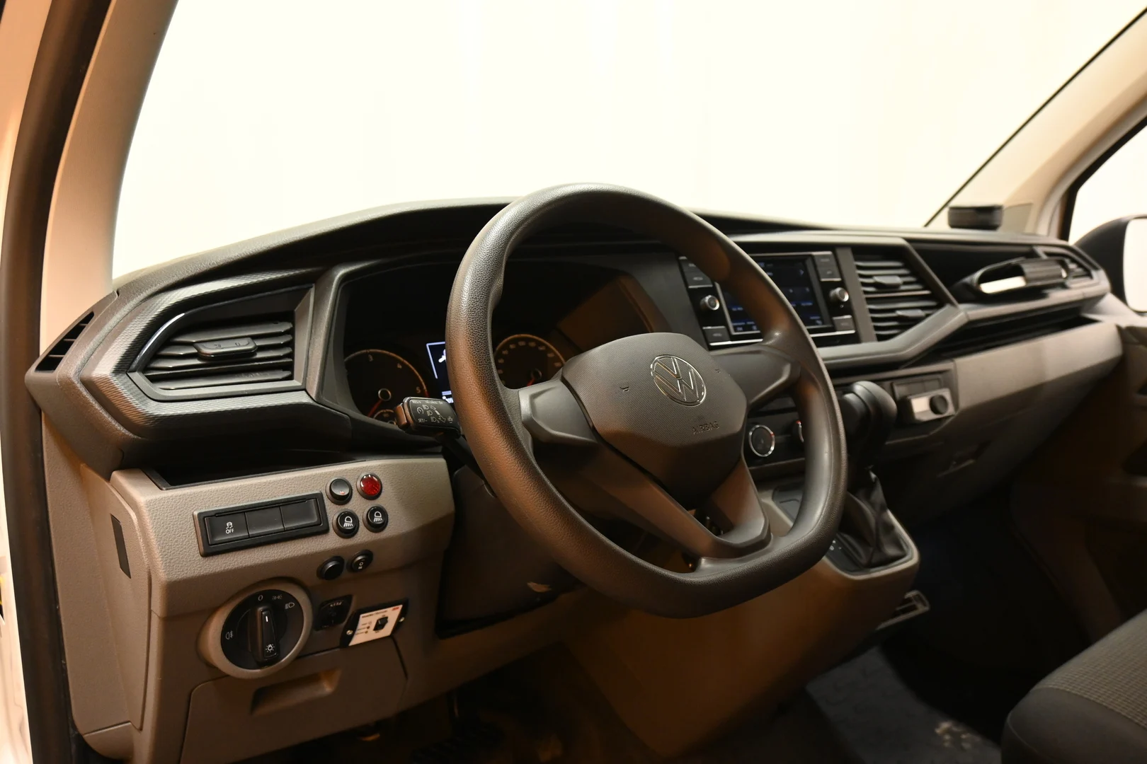 Car Image - 5hA3pa2EonaRMj9FIHOBeW