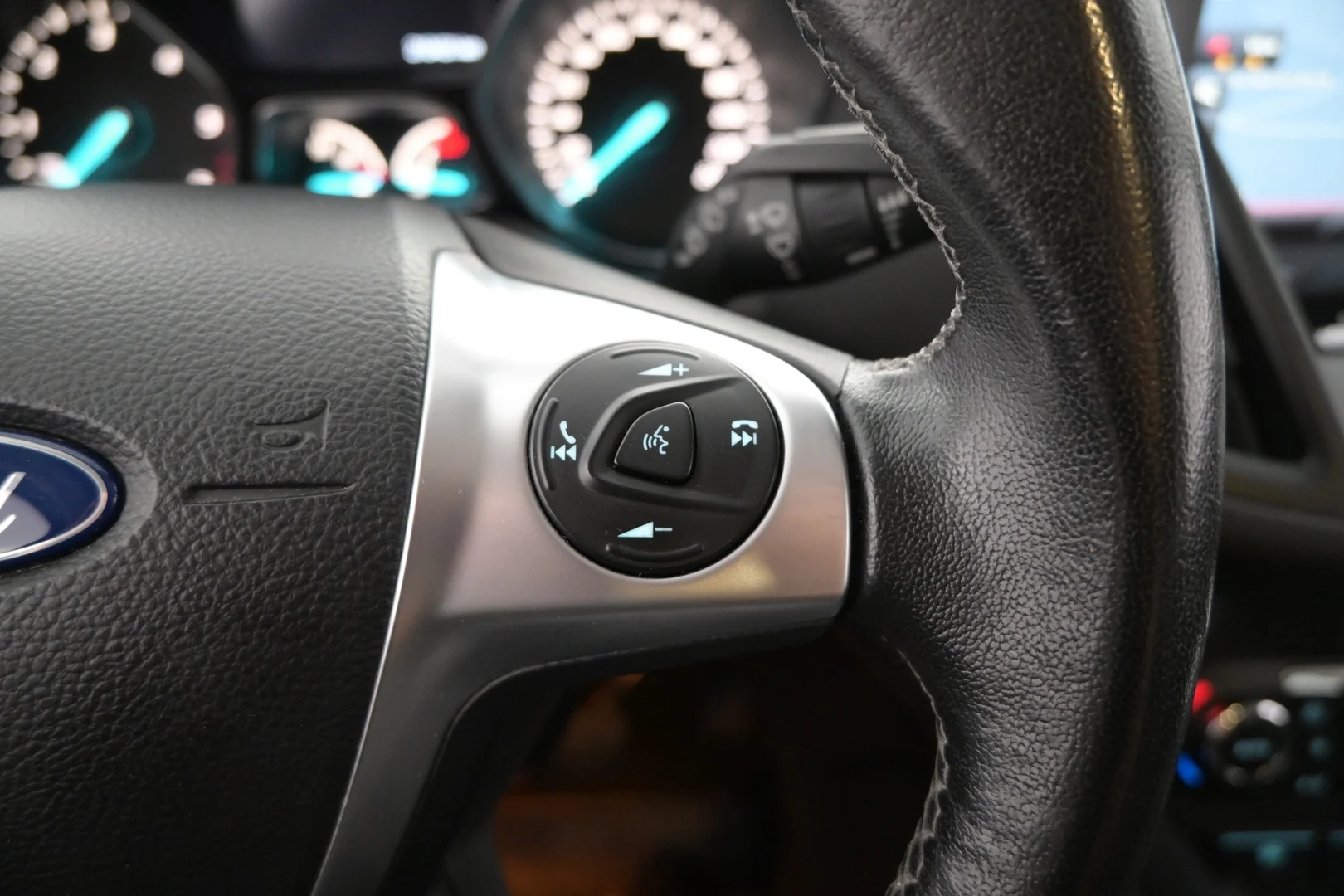 Car Image - 5RDJrGhTlFVjl8OOwskDga