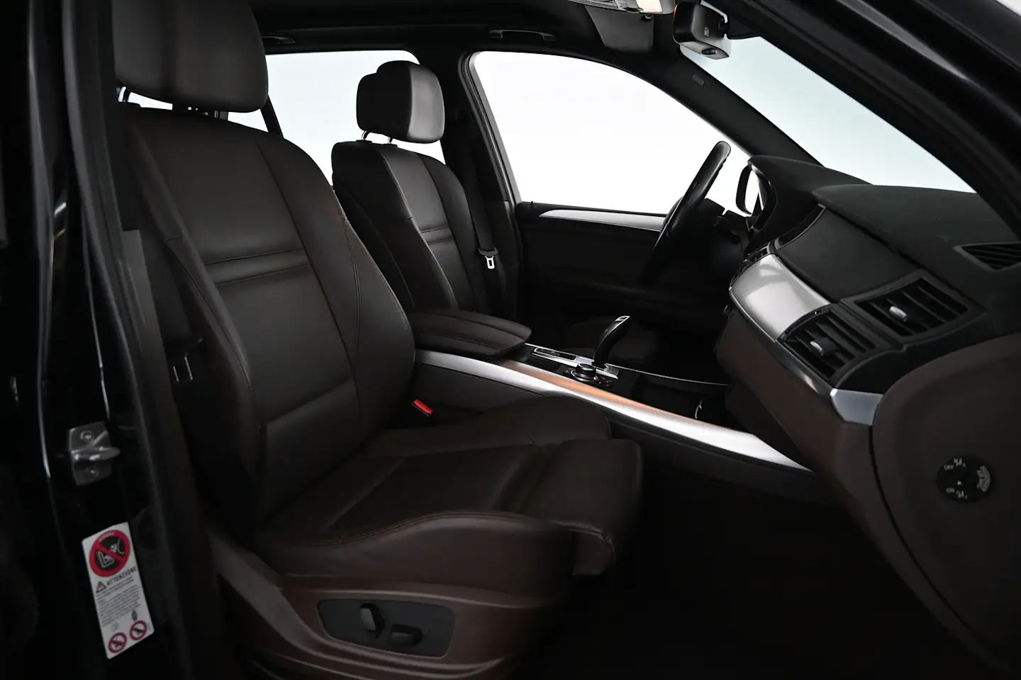 Car Image - 6W4hTq3TCkPkajleaDBcur