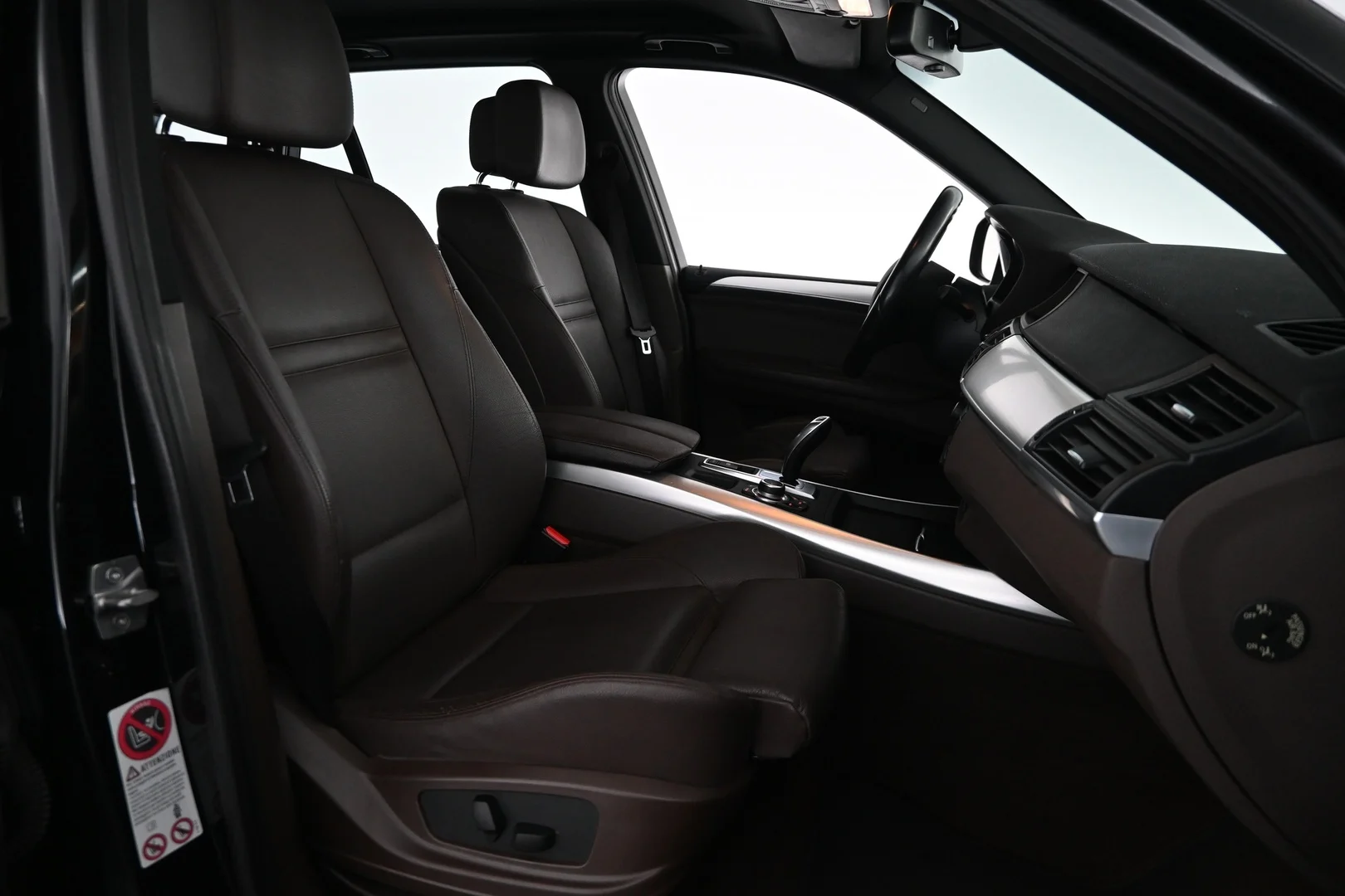 Car Image - 6W4hTq3TCkPkajleaDBcur