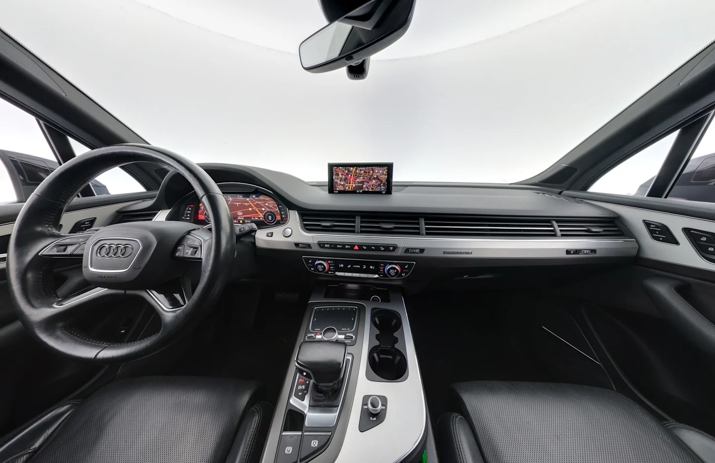 Car Image - 3EyzQnf7t201rDR68M1k35