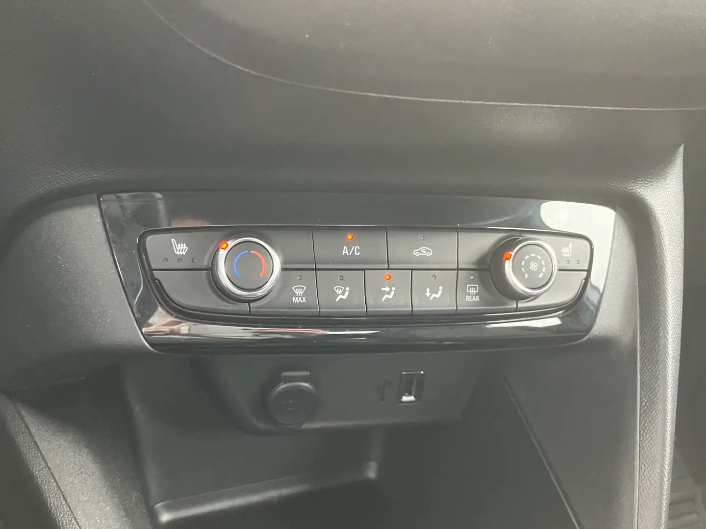 Car Image - 1Q1PQonndp0sbTtQVRwYXb