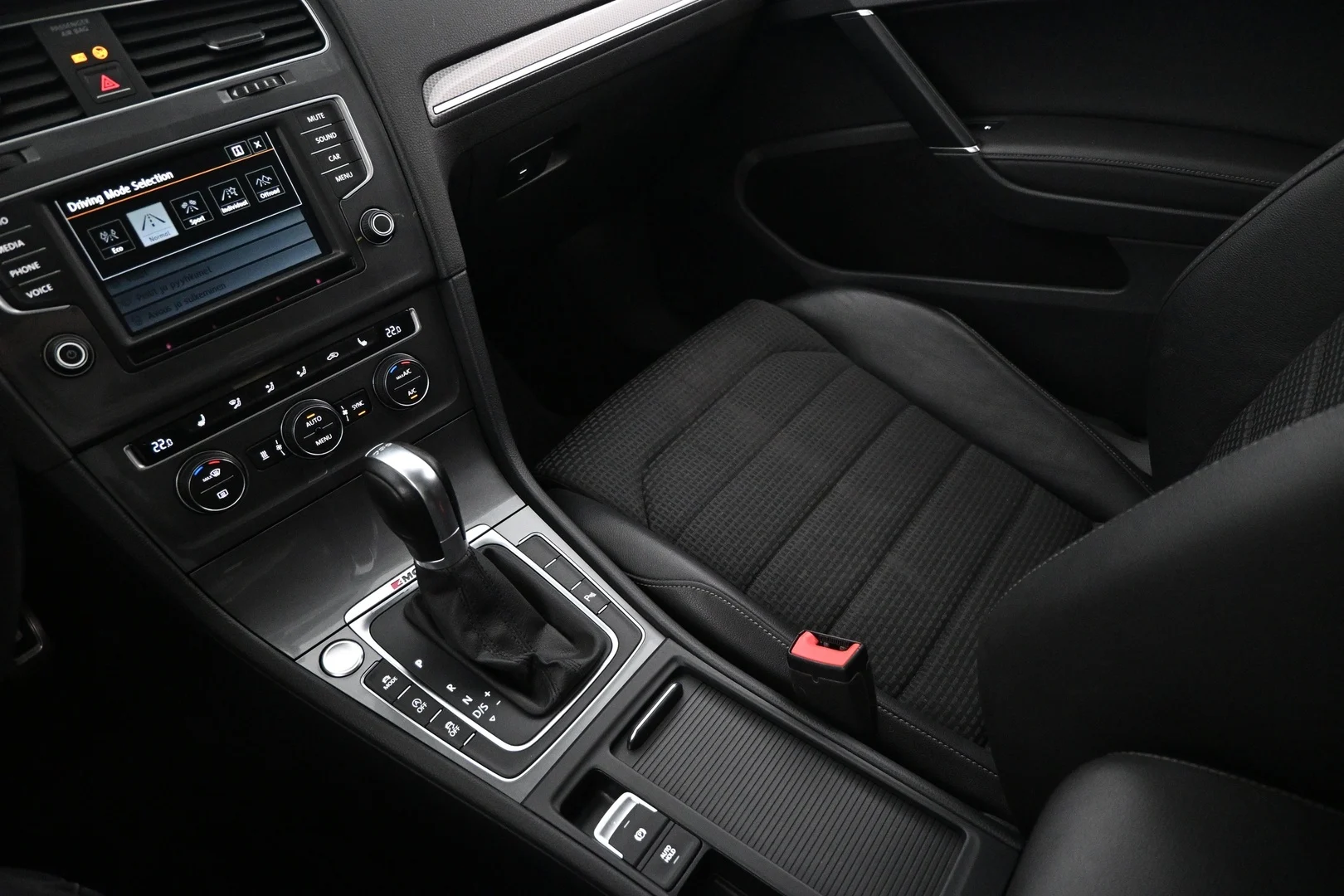 Car Image - 4Uw6xPPvVYV6X9UCALYO6L