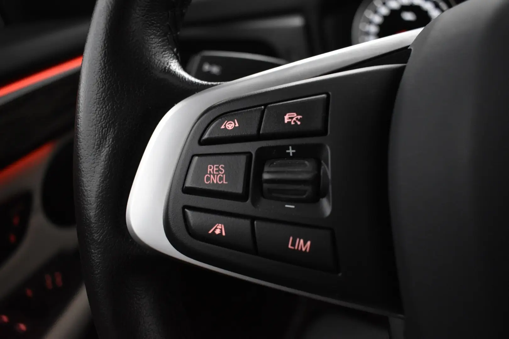 Car Image - 1jF1SrMTVBGobDWEWvVhKE