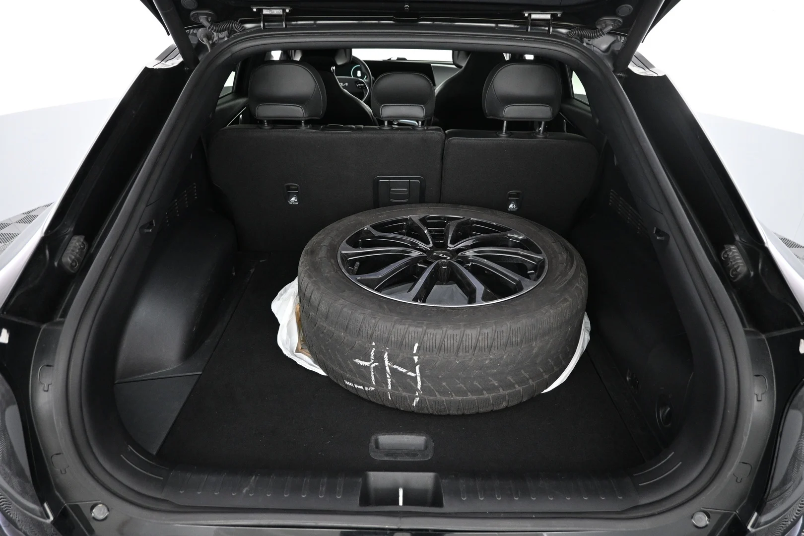 Car Image - 7yFO1QqvNkMIIflcWu8h3u