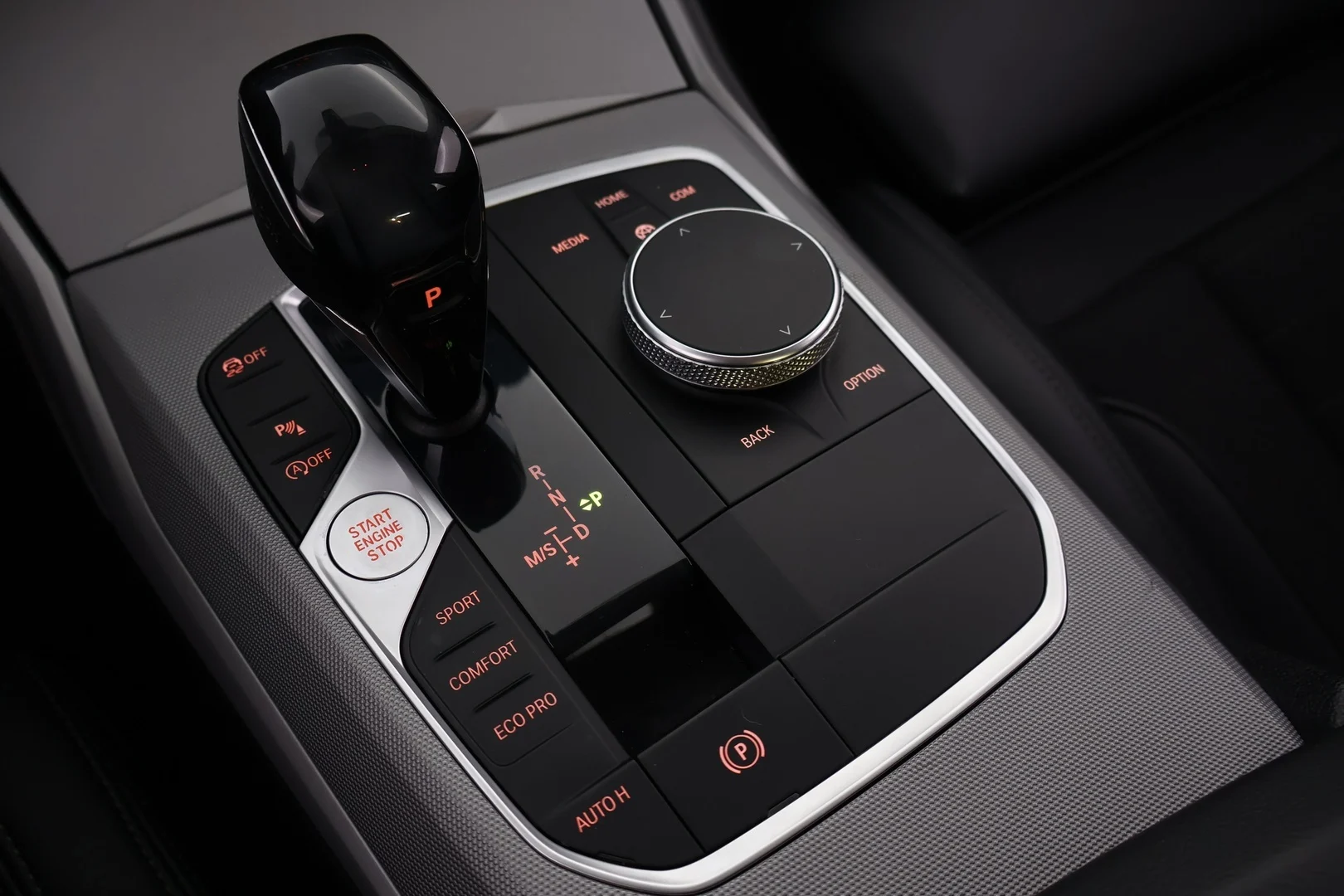 Car Image - 2bSARZuQCRzHQaGj7IhJLv