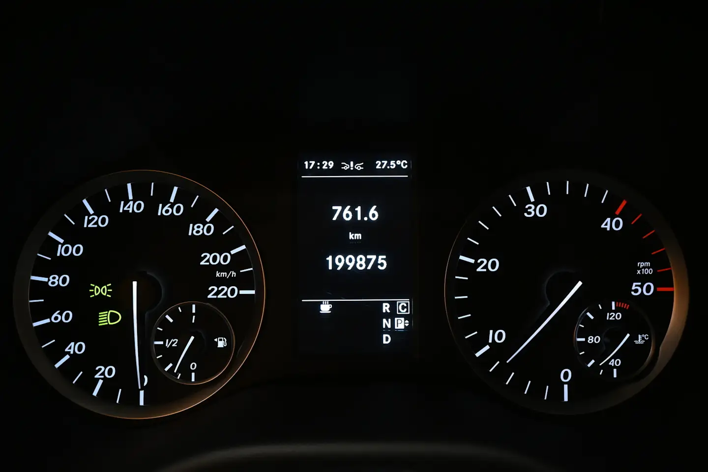 Car Image - 237KLGyLfifPmkbZaeP8lX