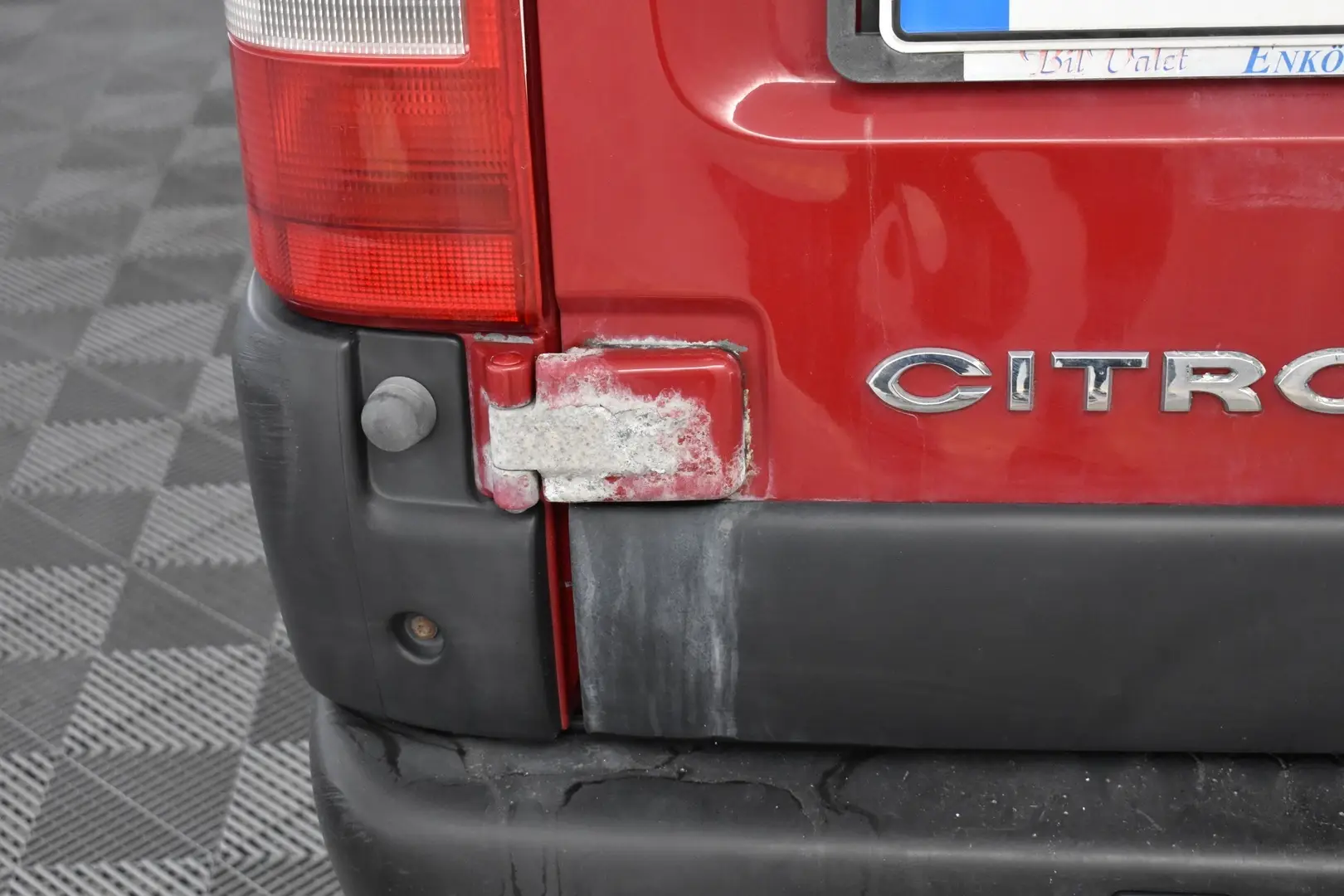 Car Image - 7s9mQolpfW3Kf3Lk1ej2q0