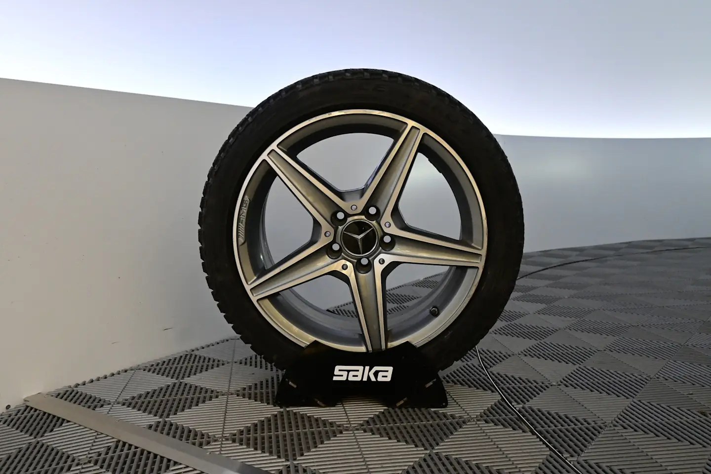 Car Image - 6n6mwhUn9Nc0nxek0Gphkm