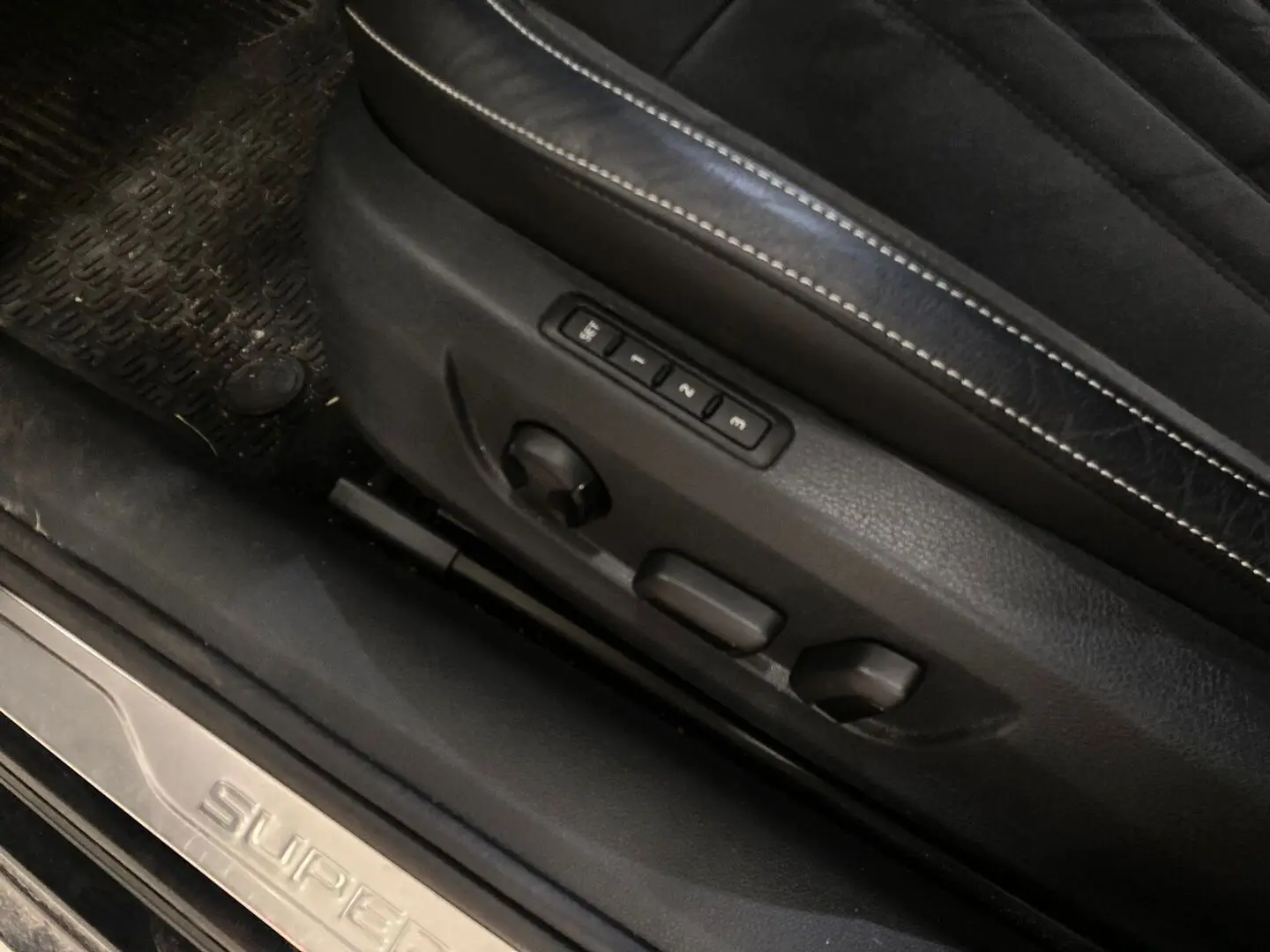 Car Image - 378go3cXpxBs3V7owBqV5F