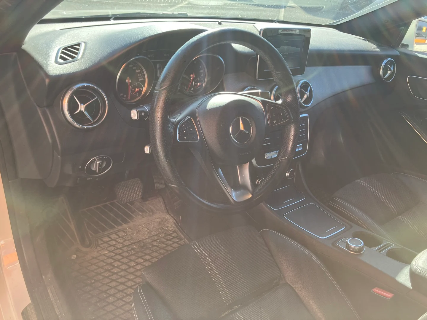 Car Image - 45mxQ65B79k9bZ5FtSFpr0