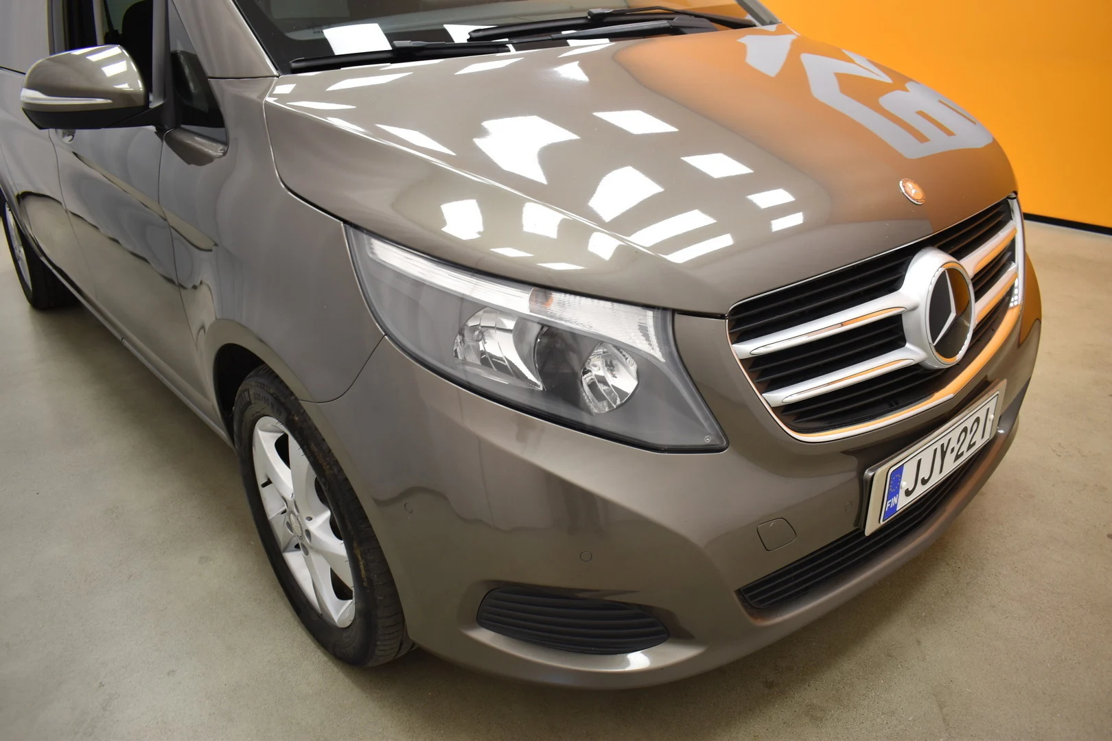 Car Image - 7ajoYLlsLtB4FRJjb9Vmpa