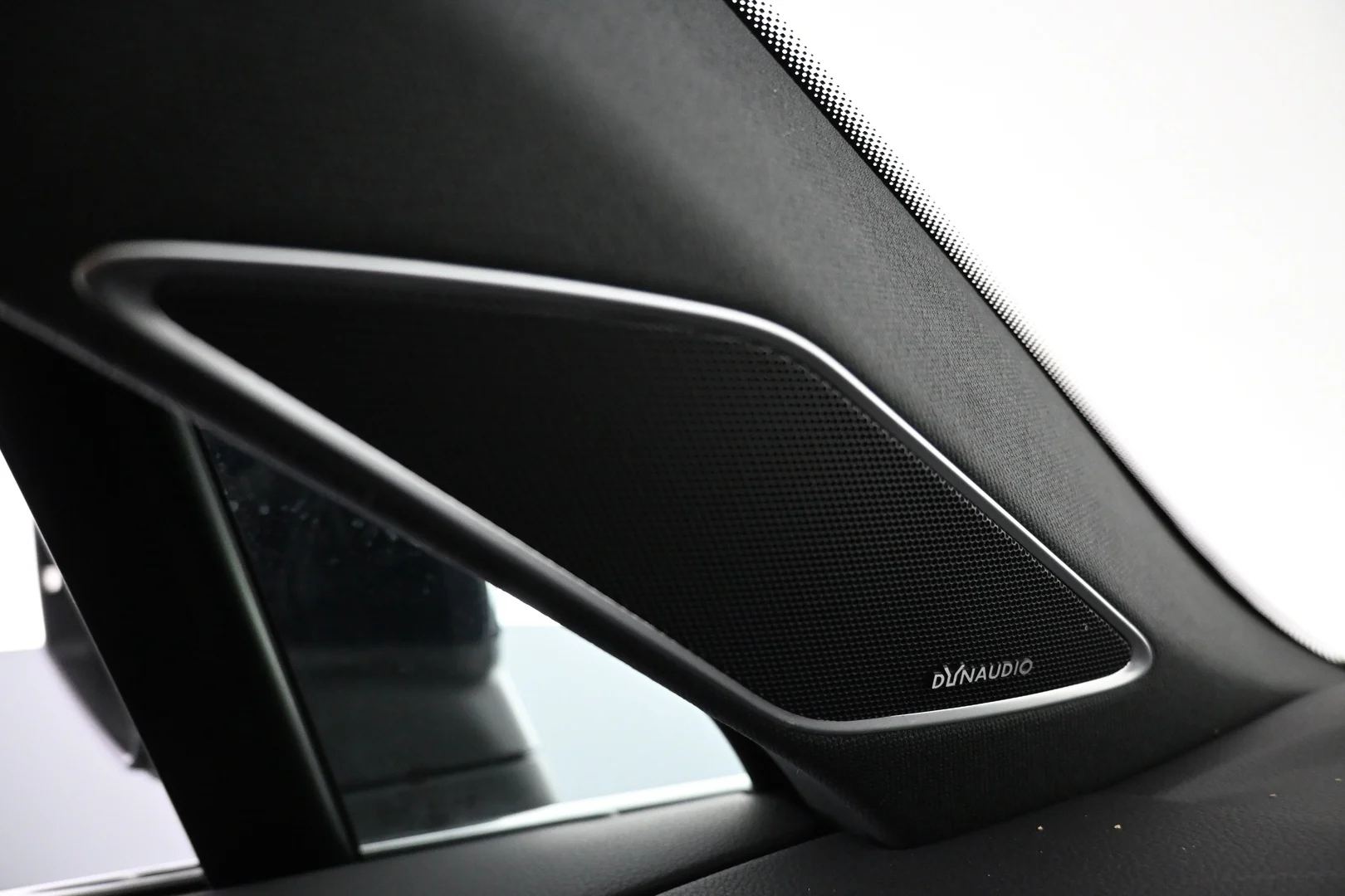 Car Image - xIbrs6Aqvi6sP9Q4q5UVr