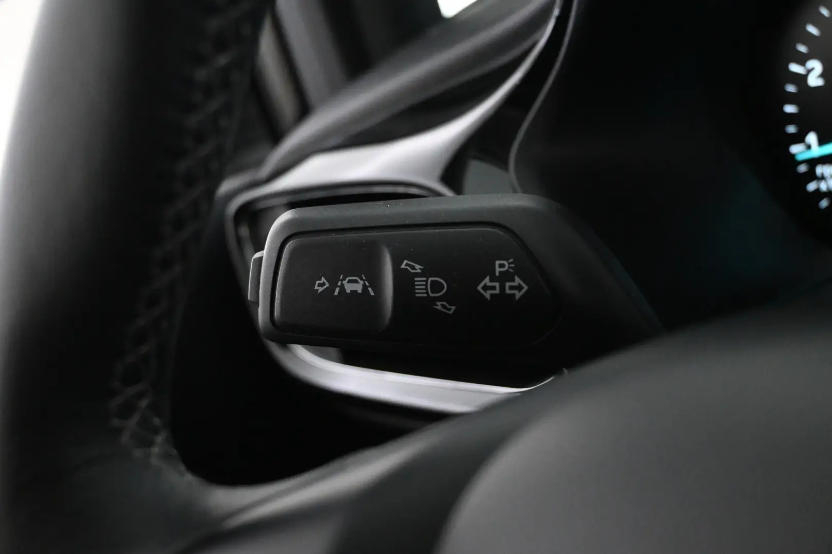 Car Image - 6FwuREjGkMZrLiY516B9pC
