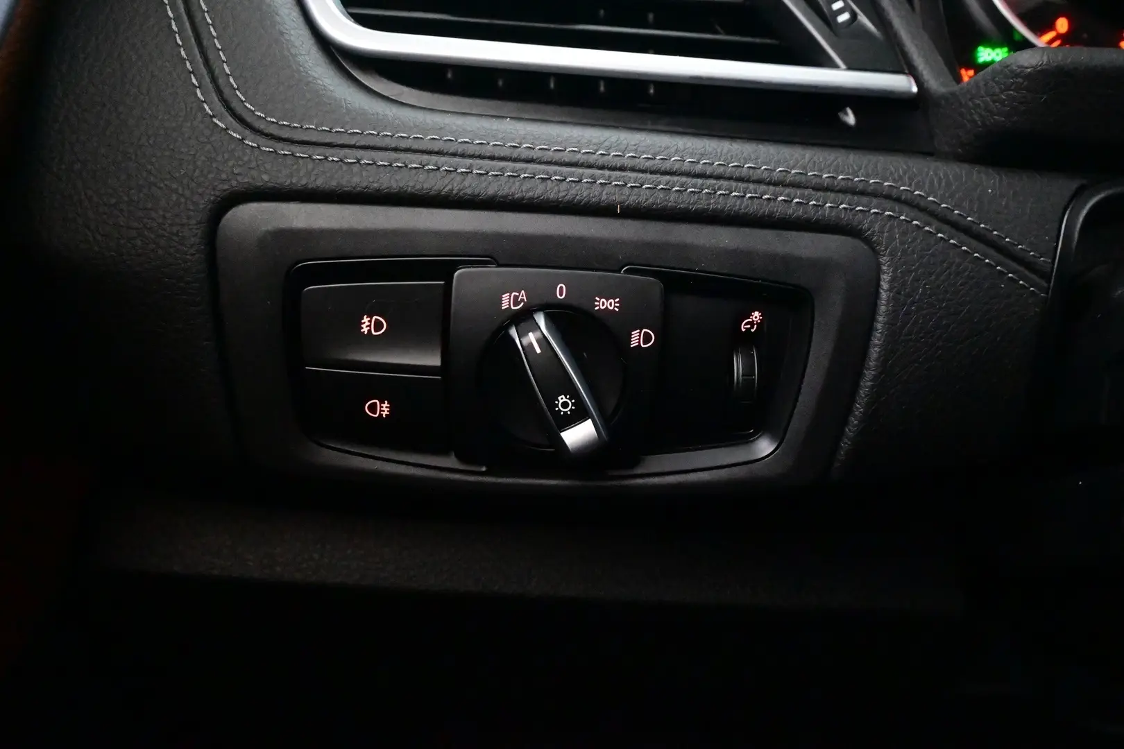 Car Image - 3hJqD85UuaIUzOaCclX7D4