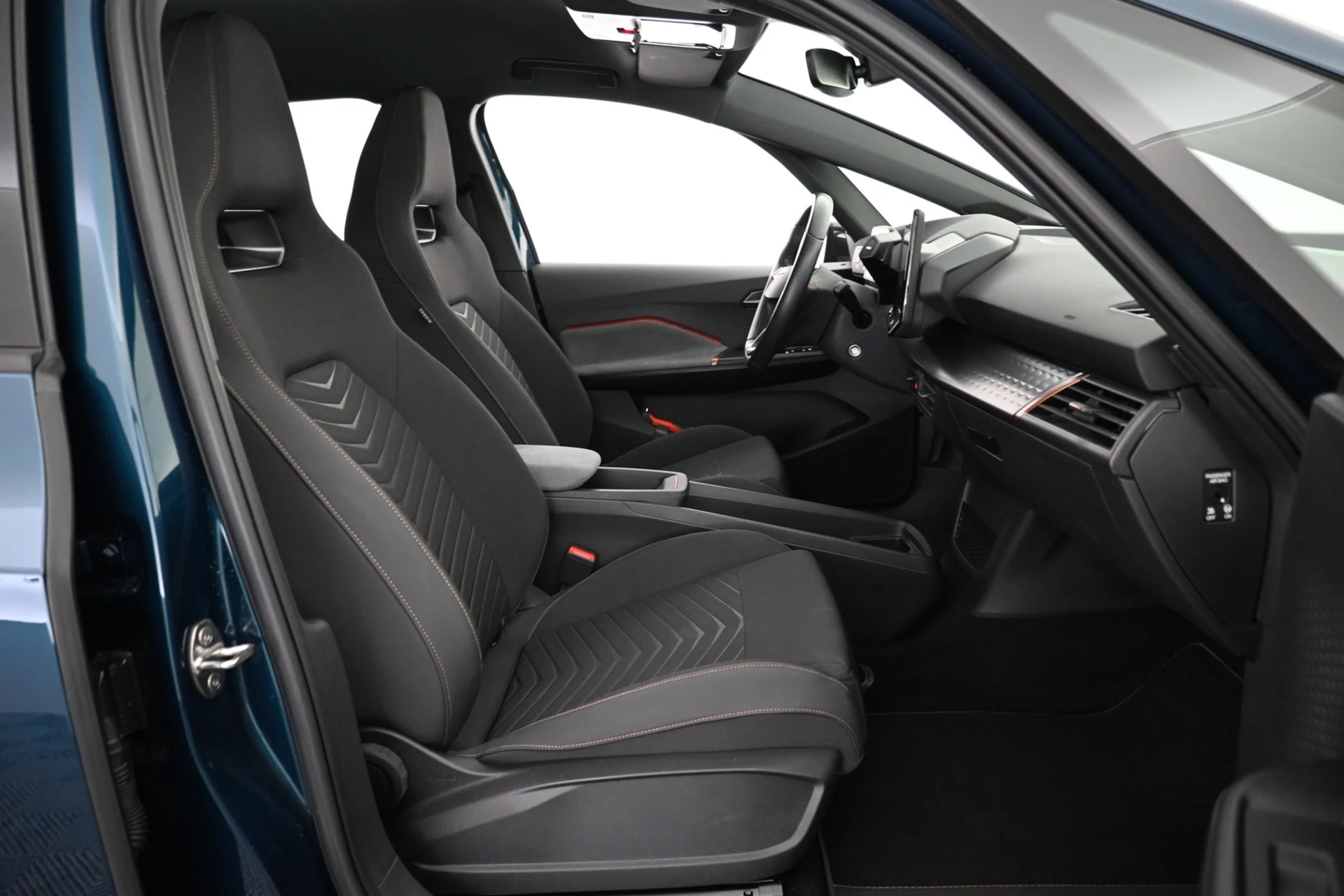 Car Image - 3THDohmwobnJBFyquYt0kX