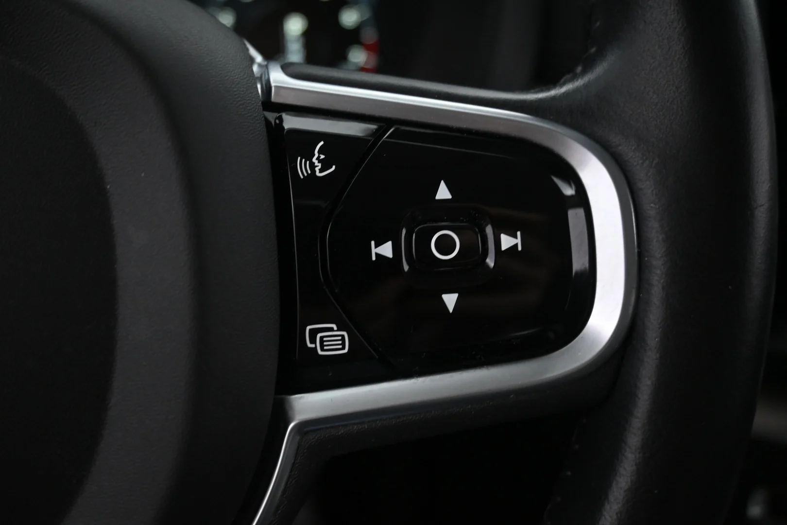 Car Image - 50HmDfjuOl4fXym6D07xak