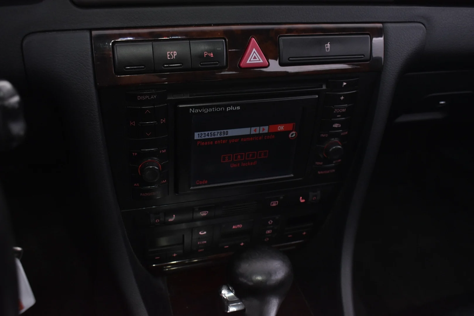 Car Image - 178BOMuO58OZJYNHbwVp7T
