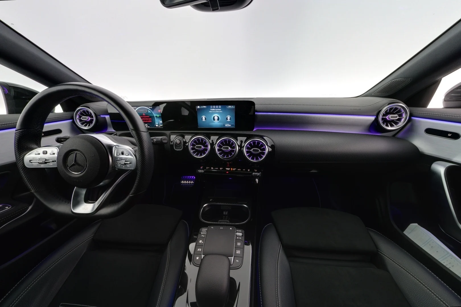 Car Image - 7vDdaeBgGQNoU0sIeI7sam