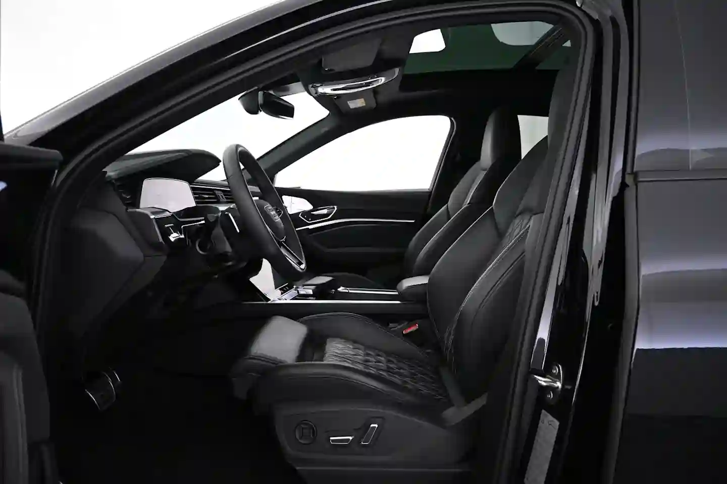 Car Image - 5u9TJip5Nrf9AxCPCv25G9