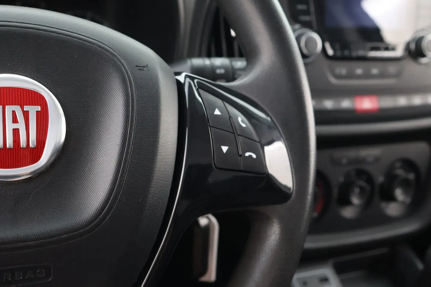 Car Image - 5PJVLxg6FoVoGIE7uzC5Sn