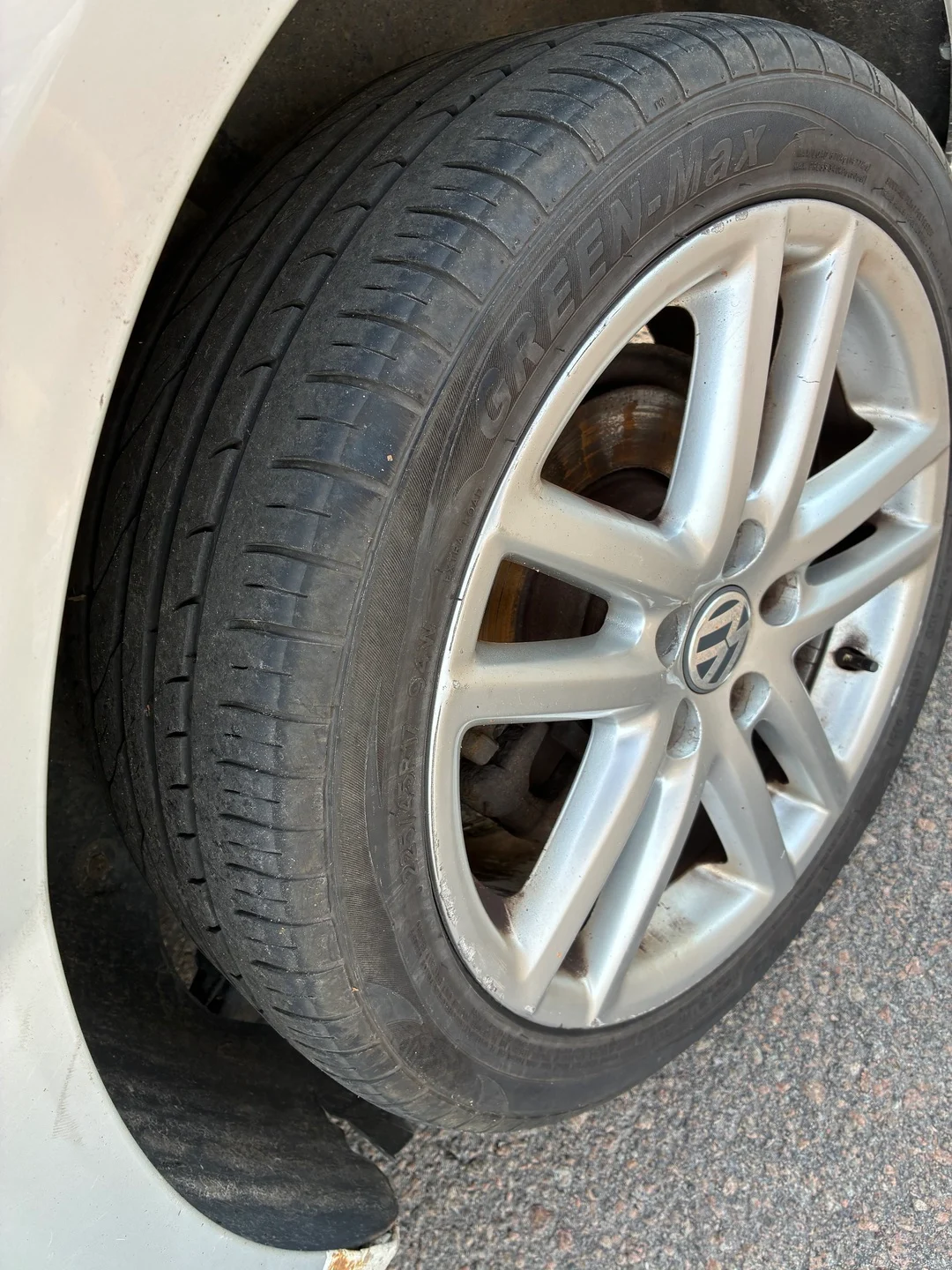 Car Image - 4eq8qZdhwv6Cpml7REv0x4