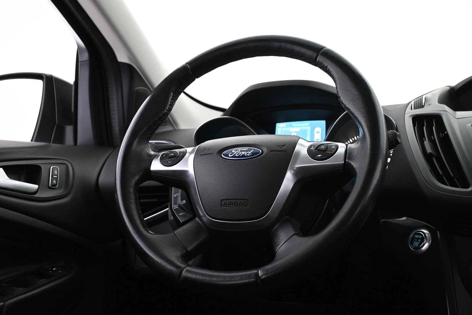 Car Image - 2B11rZwCoWs6rAWMnM5c10