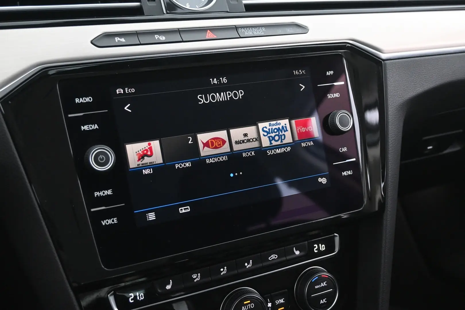 Car Image - 2WJoeuOWrHxXrP6cZvWf55