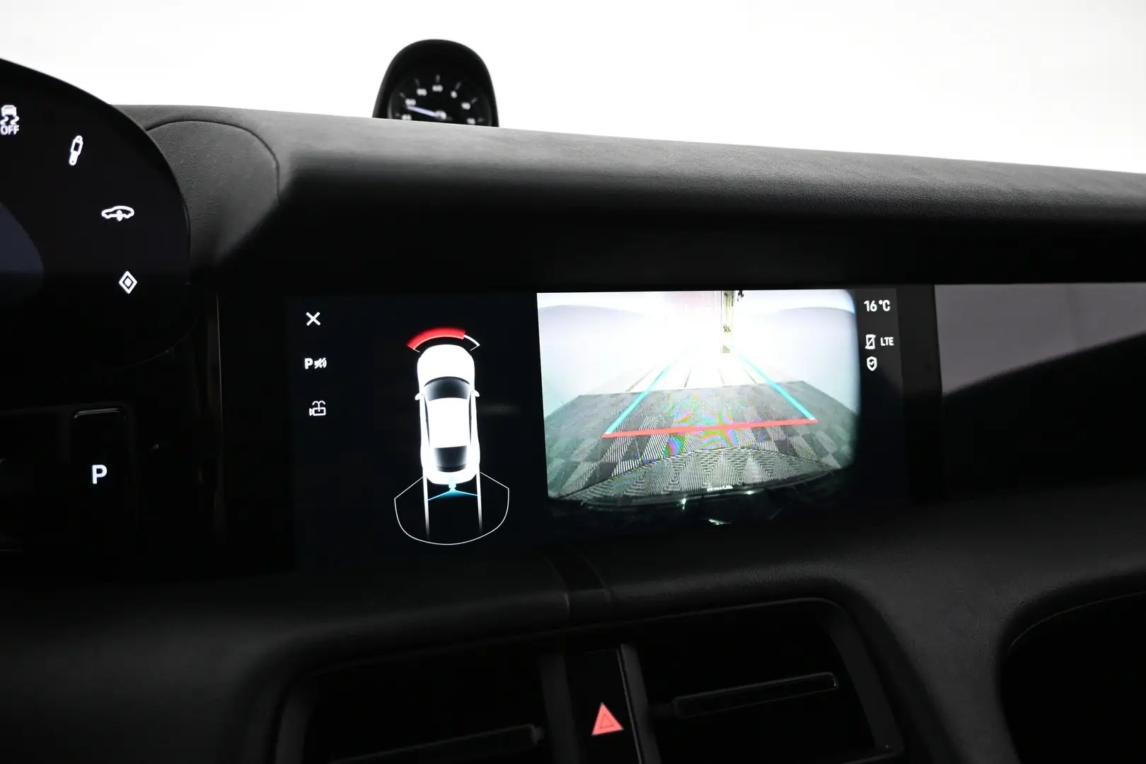 Car Image - 7E8xzHKbJWzuPzlSNqn8ad