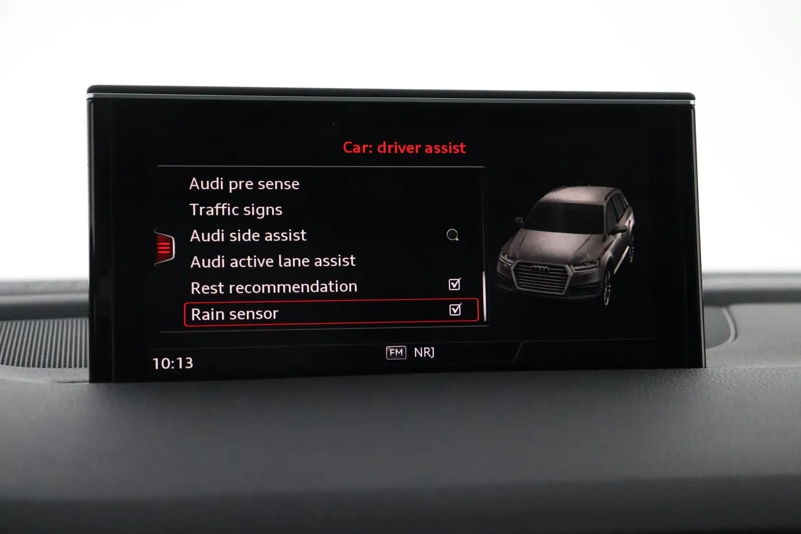 Car Image - 3EyzQnf7t201rDR68M1k35