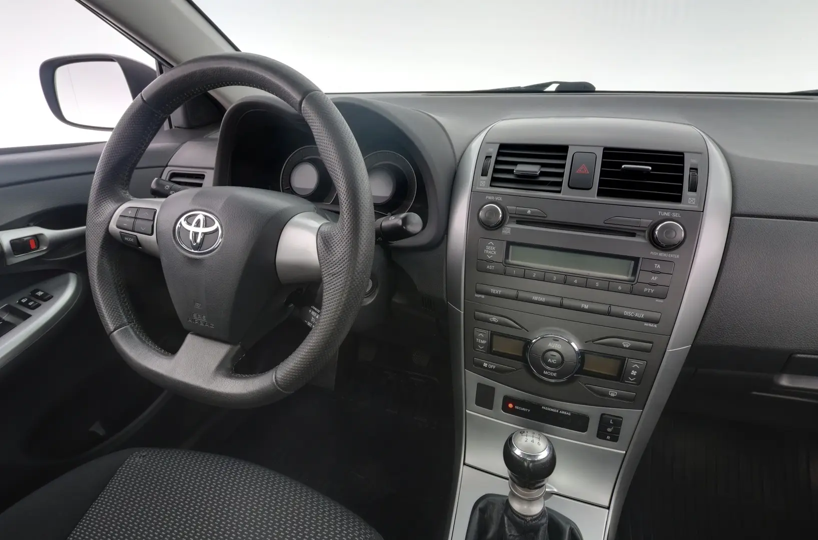Car Image - 4KSGR1zYigP0wMBDt2UiVh