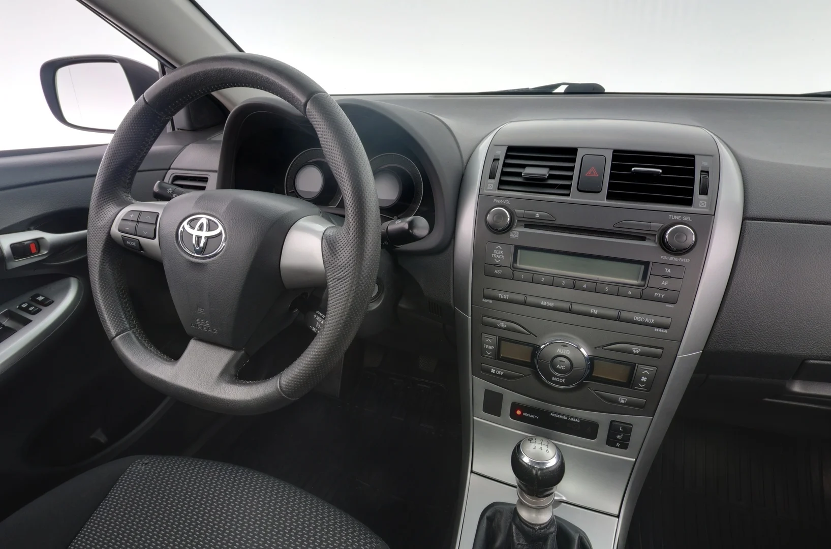 Car Image - 4KSGR1zYigP0wMBDt2UiVh