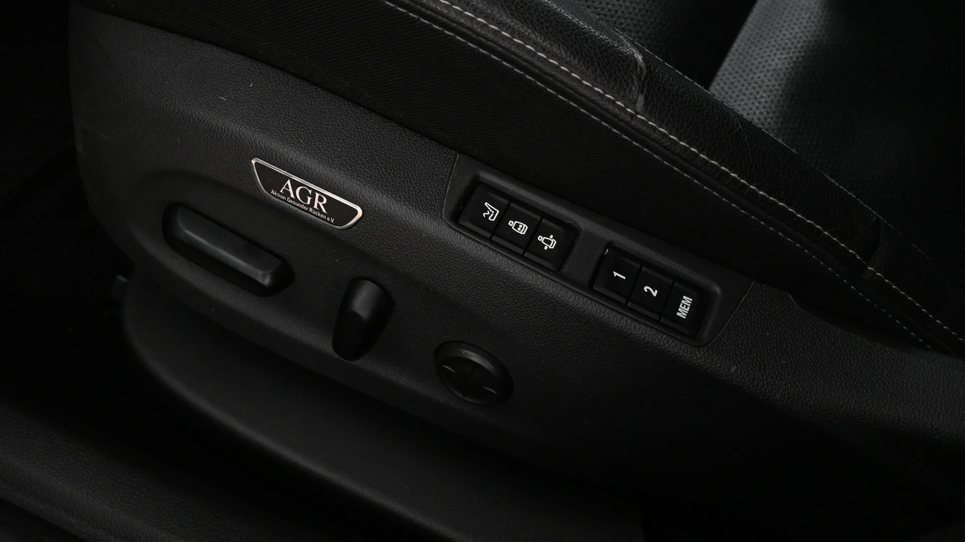 Car Image - 7w1HkwvMwyK6uYMGt5WtCa