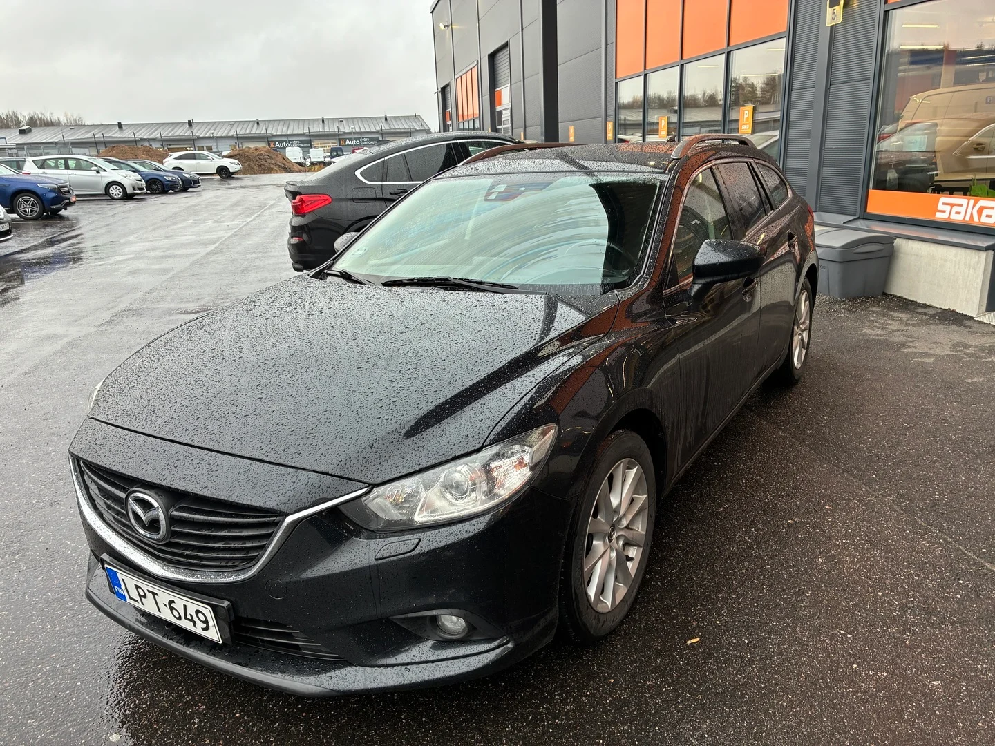 Car Image - 1QKH5SEw0i70pg6DaOl14H