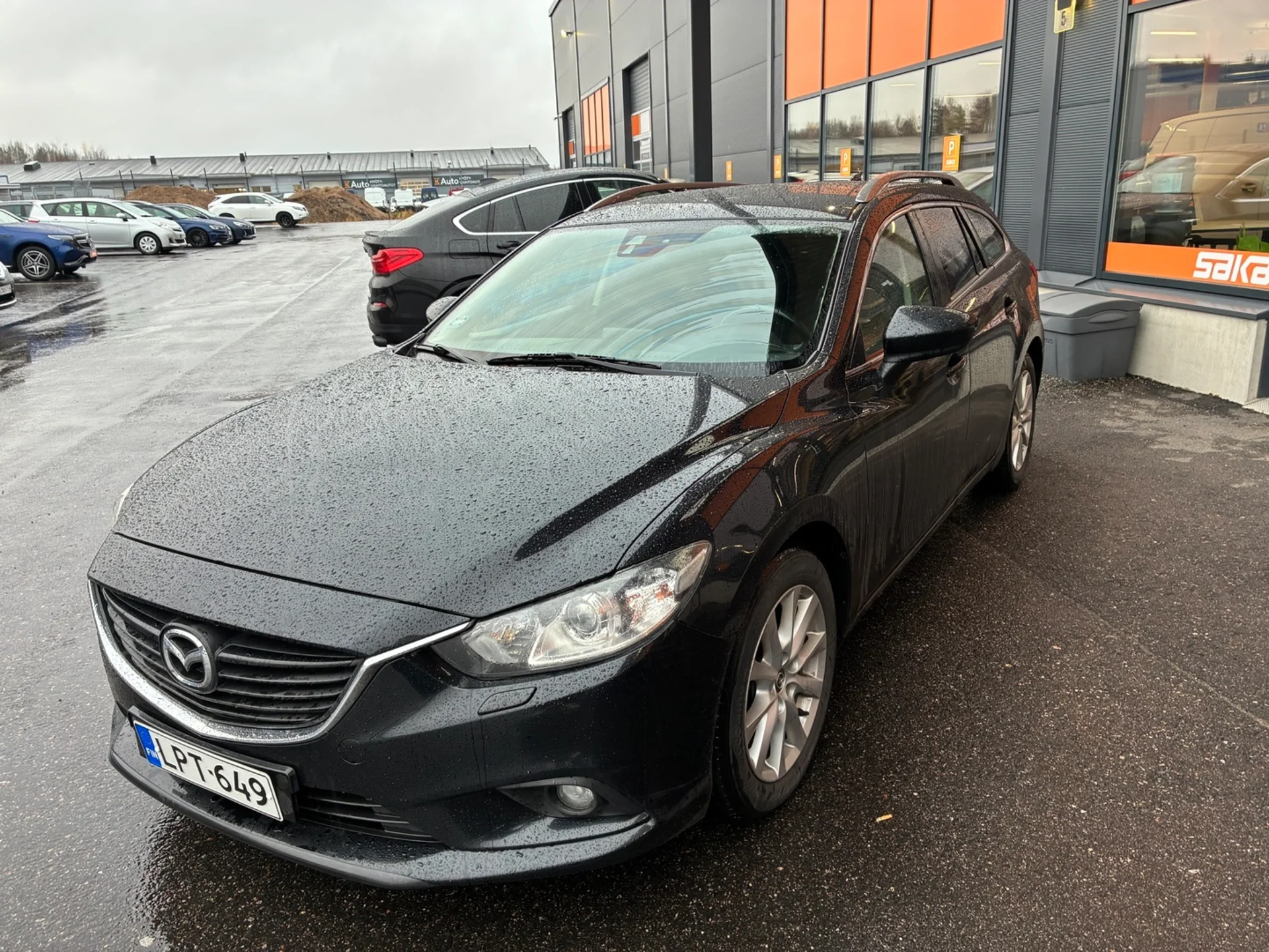 Car Image - 1QKH5SEw0i70pg6DaOl14H