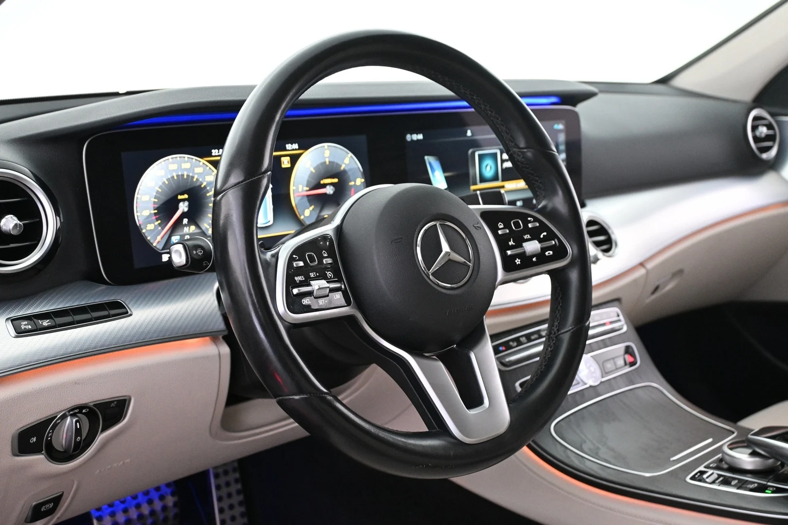 Car Image - 3PYxJCc7qtpeaETwdvRDuh